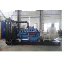700KW奔馳柴油發(fā)電機(jī)組價(jià)格